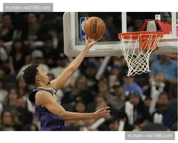 墨菲肩伤继续缺阵 鹈鹕锋线已连续缺席五场比赛